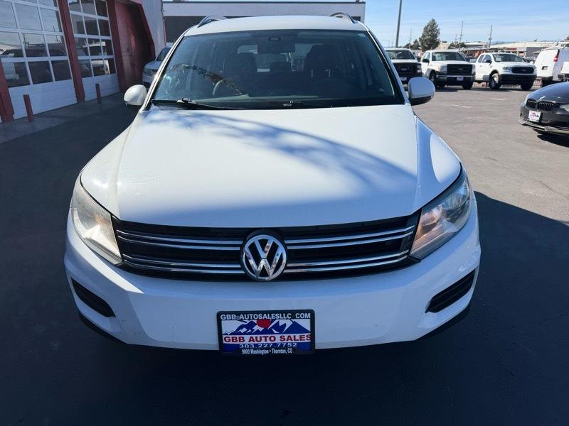 Volkswagen Tiguan S 2016