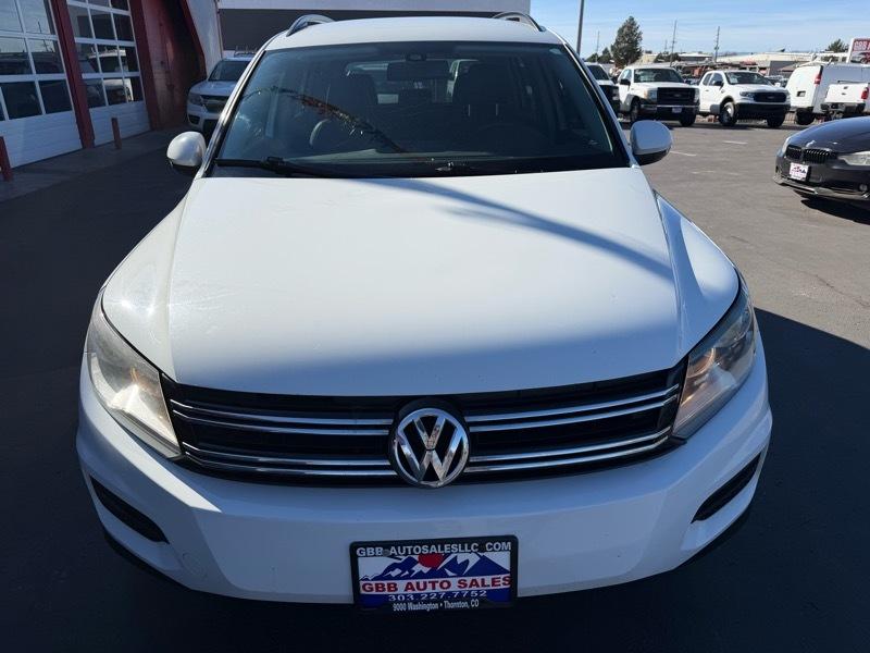 Volkswagen Tiguan S 2016