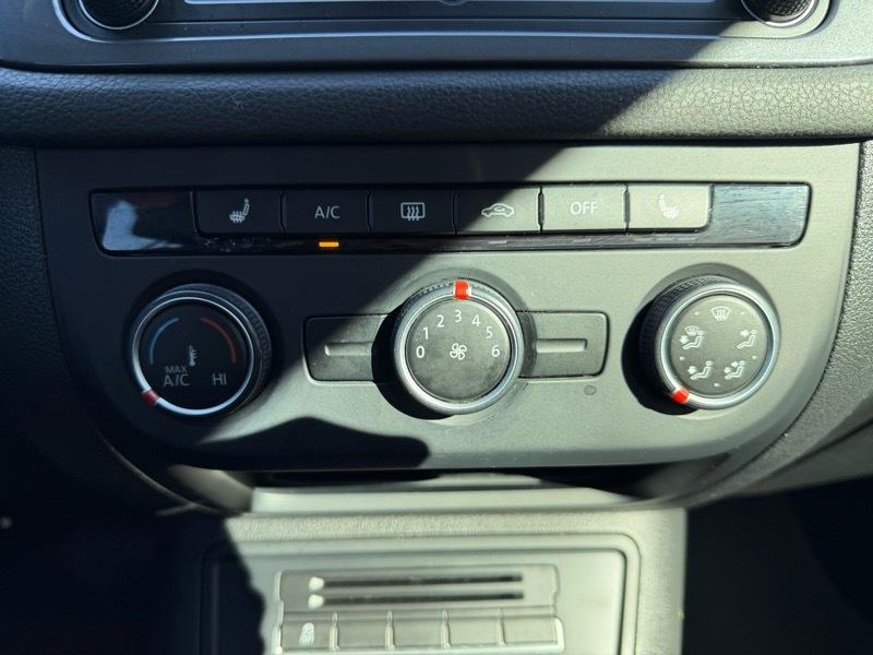 Volkswagen Tiguan S 2016