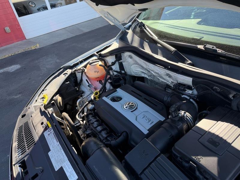 Volkswagen Tiguan S 2016