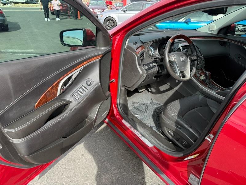 Buick LaCrosse Premium Package 3, w/Leather 2013