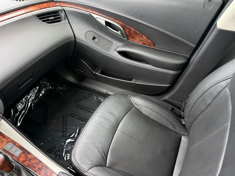 Buick LaCrosse Premium Package 3, w/Leather 2013