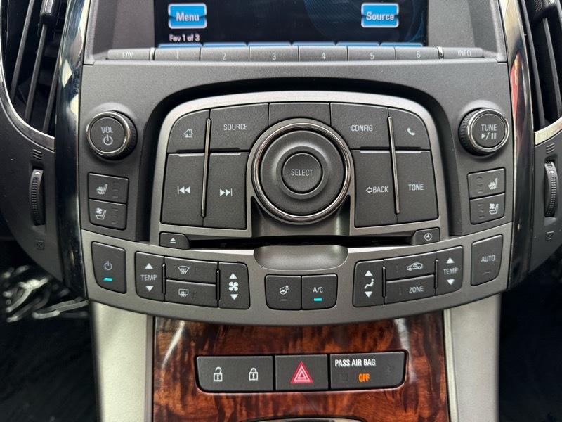 Buick LaCrosse Premium Package 3, w/Leather 2013