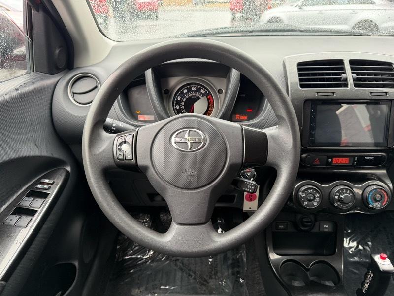 Scion xD 5-Door 2009