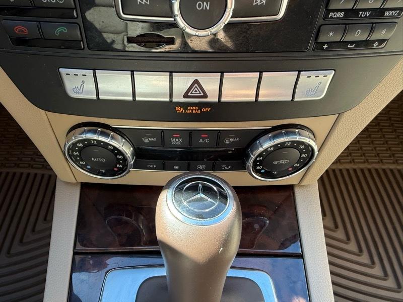 Mercedes-Benz C-Class C300 4MATIC Sport Sedan 2012