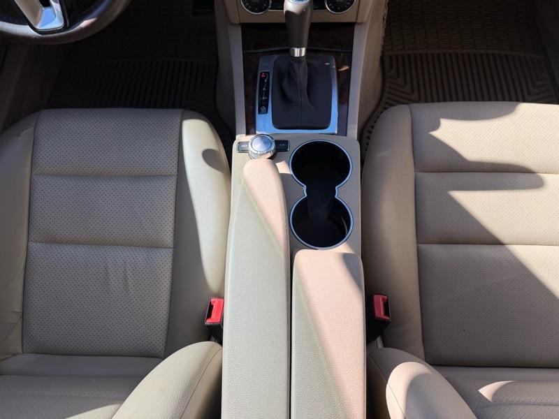 Mercedes-Benz C-Class C300 4MATIC Sport Sedan 2012