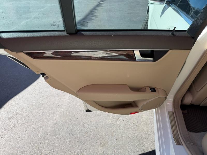 Mercedes-Benz C-Class C300 4MATIC Sport Sedan 2012