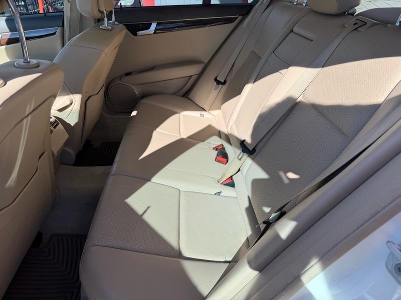 Mercedes-Benz C-Class C300 4MATIC Sport Sedan 2012