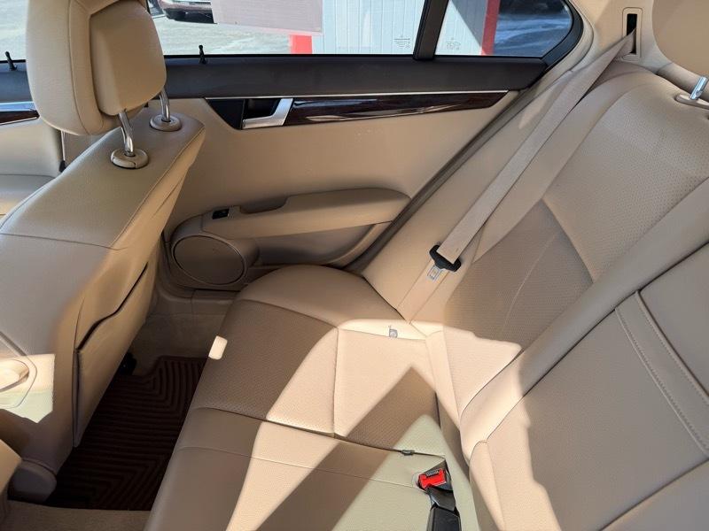 Mercedes-Benz C-Class C300 4MATIC Sport Sedan 2012