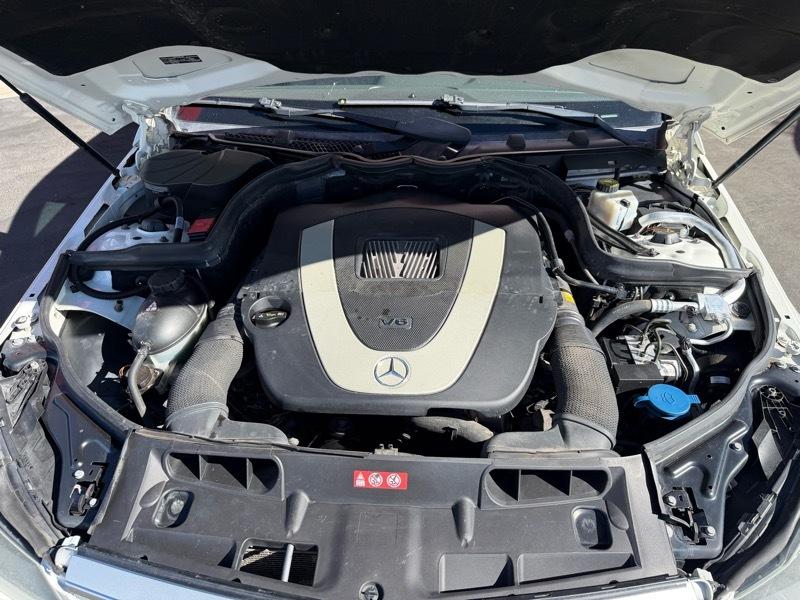 Mercedes-Benz C-Class C300 4MATIC Sport Sedan 2012