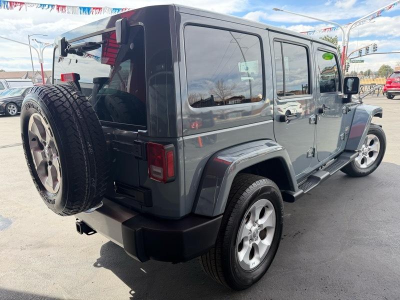 Jeep Wrangler Unlimited Sahara 4WD 2014