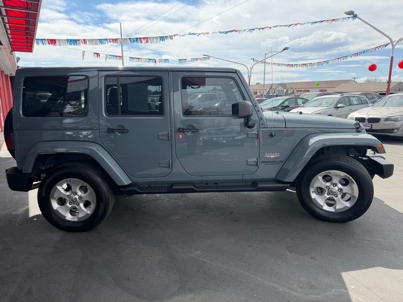 Jeep Wrangler Unlimited Sahara 4WD 2014