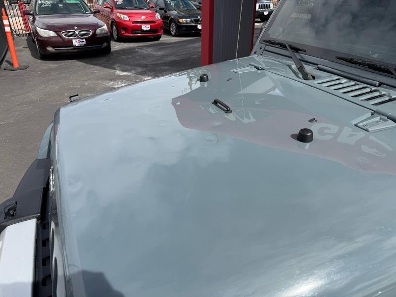 Jeep Wrangler Unlimited Sahara 4WD 2014