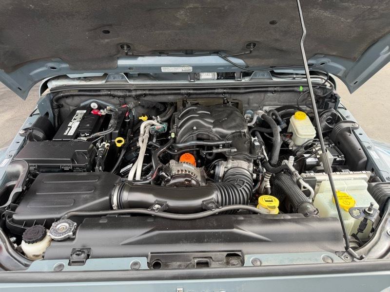 Jeep Wrangler Unlimited Sahara 4WD 2014