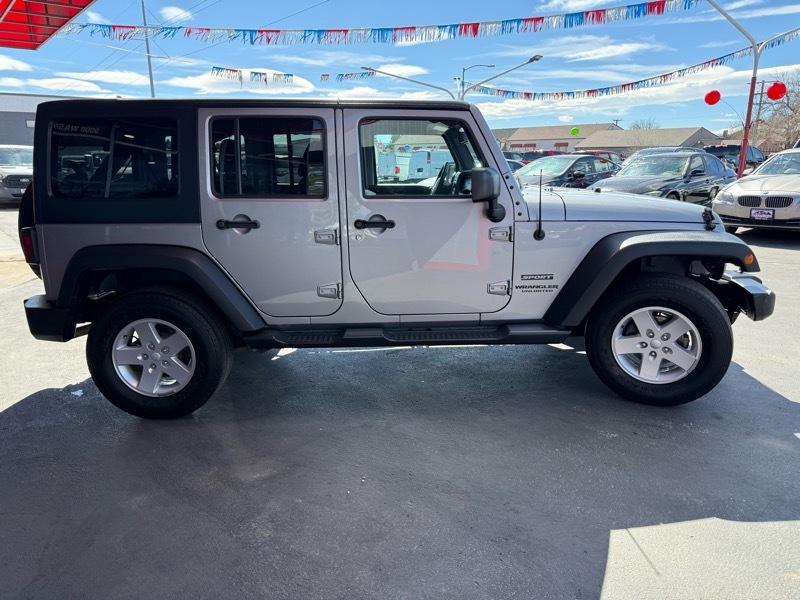Jeep Wrangler Unlimited Sport 4WD 2015