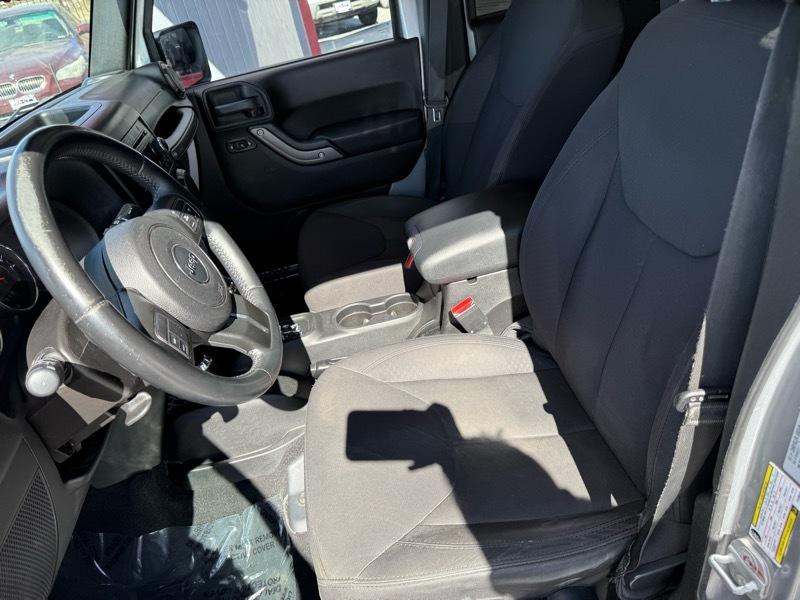 Jeep Wrangler Unlimited Sport 4WD 2015