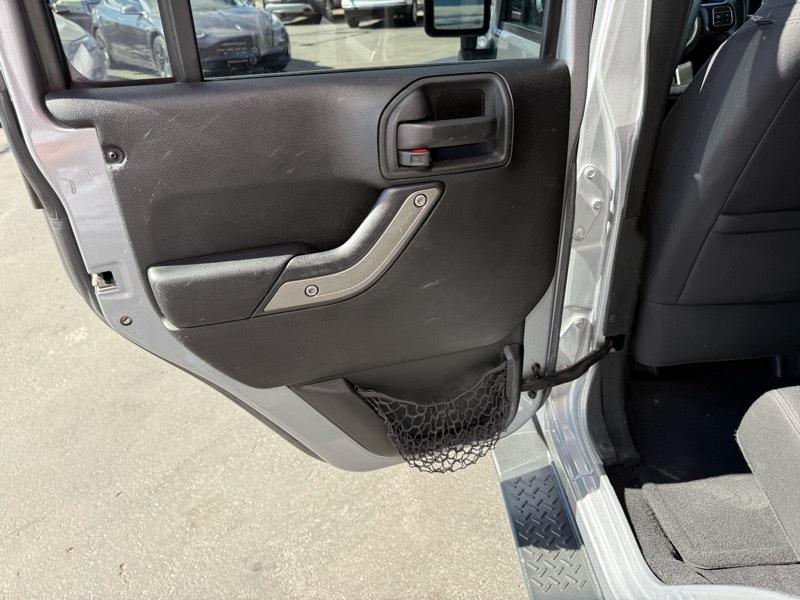 Jeep Wrangler Unlimited Sport 4WD 2015