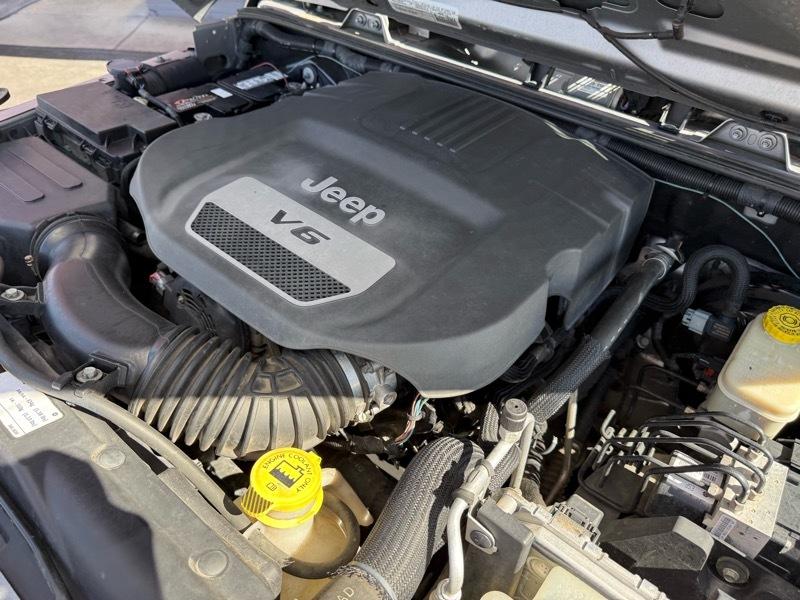 Jeep Wrangler Unlimited Sport 4WD 2015