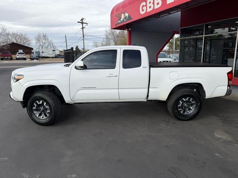 Toyota Tacoma SR5 Access Cab I4 6AT 2WD 2016