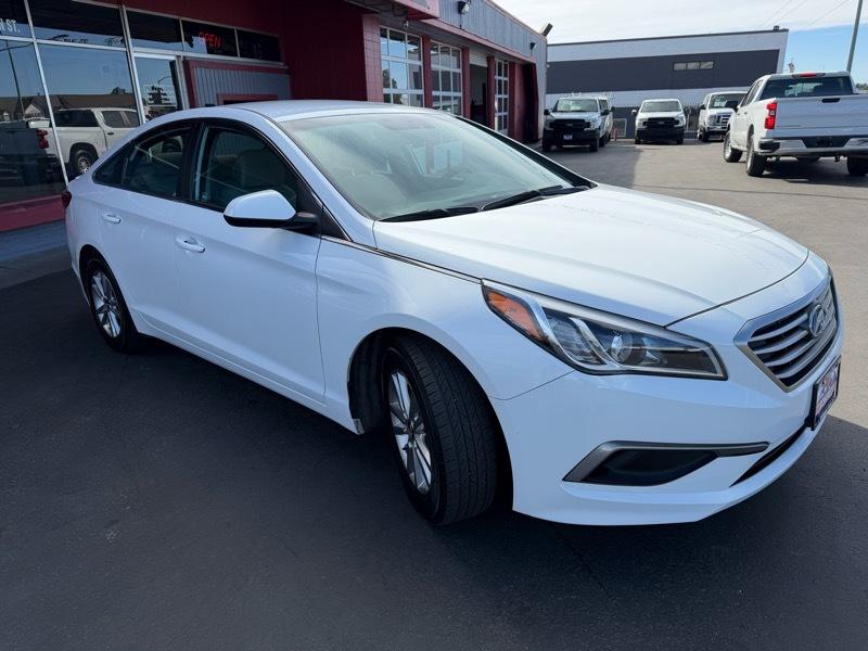 Hyundai Sonata SE 2016