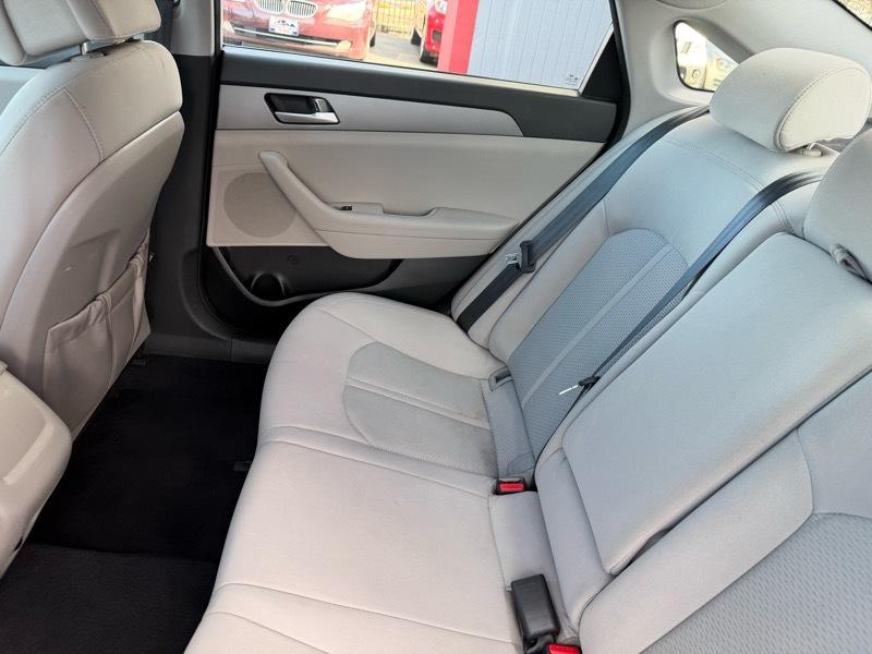 Hyundai Sonata SE 2016