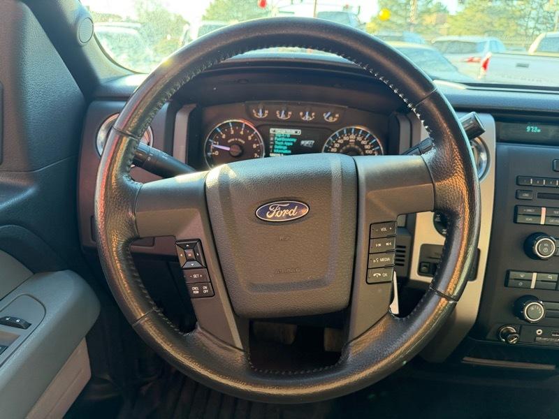 Ford F-150 XL SuperCrew 5.5-ft. Bed 4WD 2012