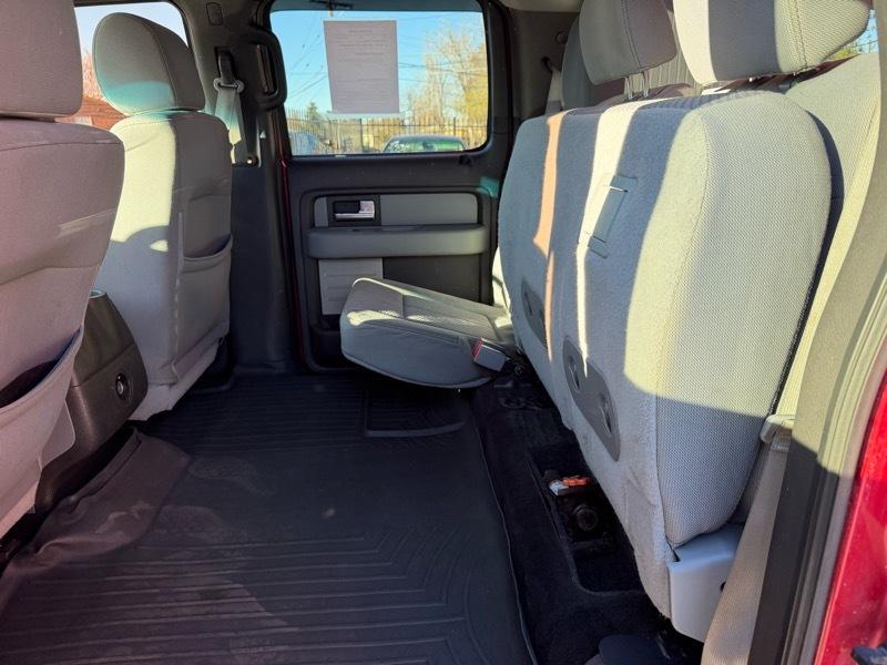 Ford F-150 XL SuperCrew 5.5-ft. Bed 4WD 2012