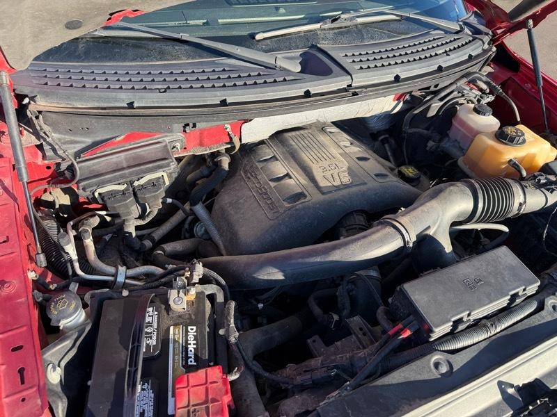 Ford F-150 XL SuperCrew 5.5-ft. Bed 4WD 2012