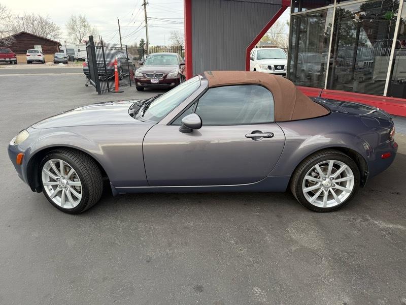 Mazda MX-5 Miata Grand Touring 2007