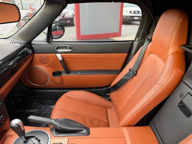 Mazda MX-5 Miata Grand Touring 2007