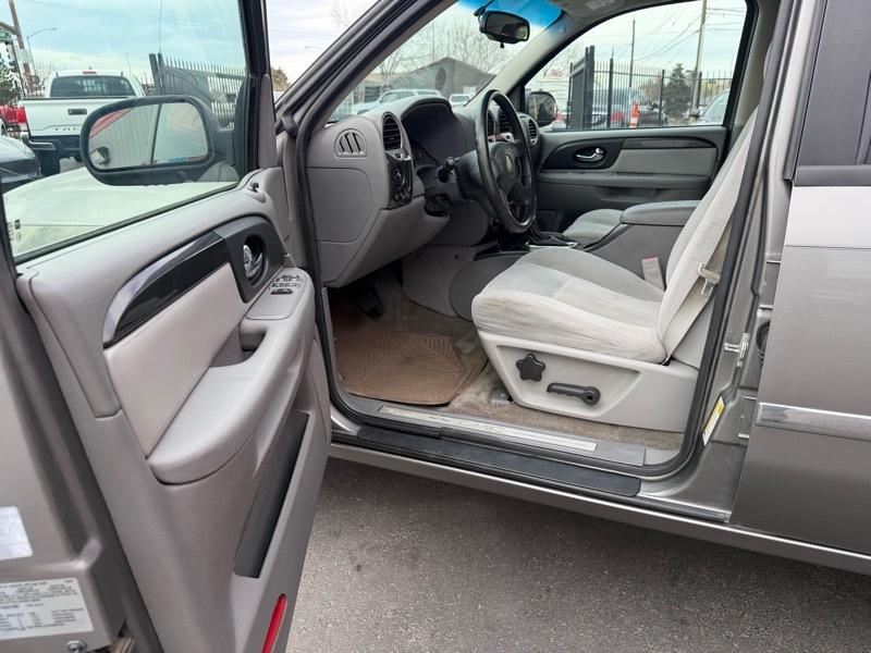 GMC Envoy SLE-1 4WD 2007