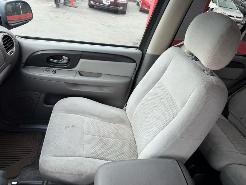 GMC Envoy SLE-1 4WD 2007