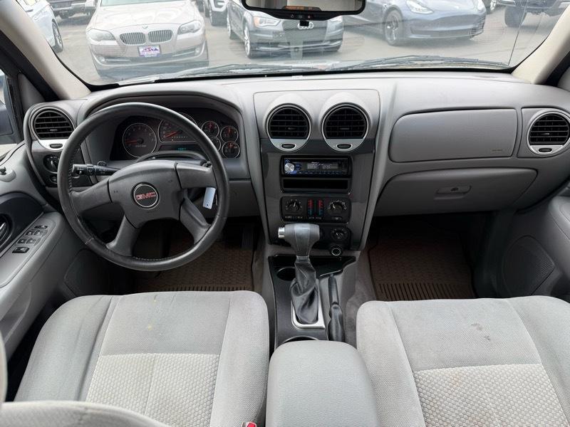 GMC Envoy SLE-1 4WD 2007