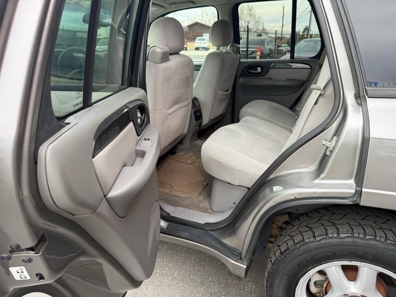 GMC Envoy SLE-1 4WD 2007