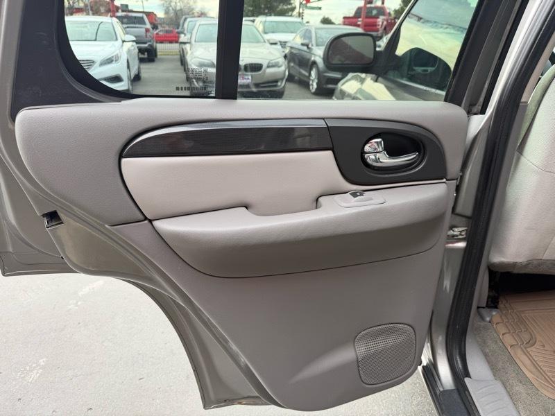 GMC Envoy SLE-1 4WD 2007