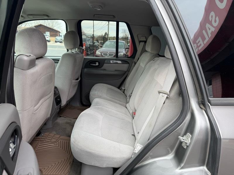 GMC Envoy SLE-1 4WD 2007