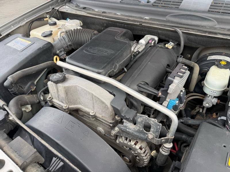 GMC Envoy SLE-1 4WD 2007