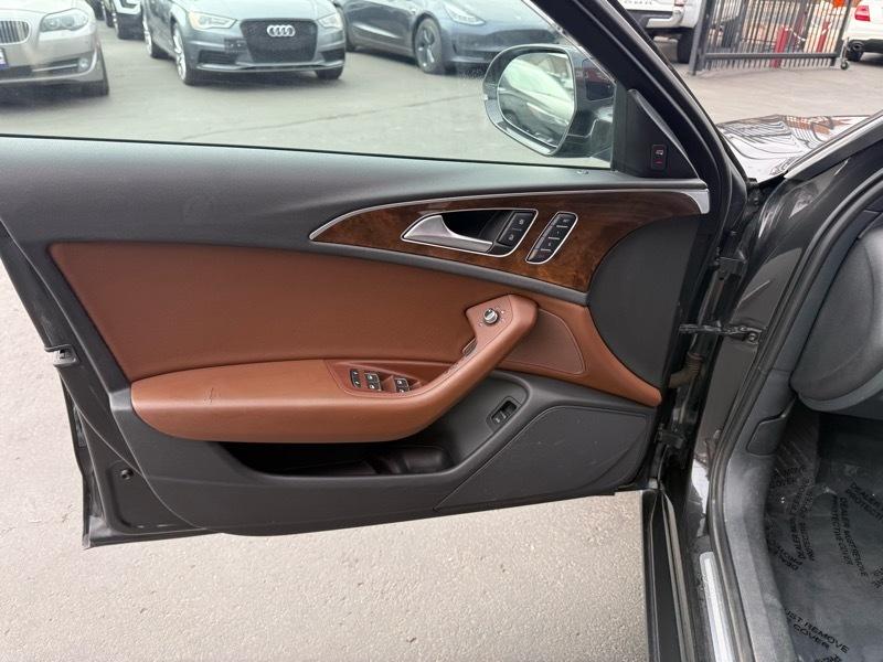 Audi A6 3.0T quattro Tiptronic 2012