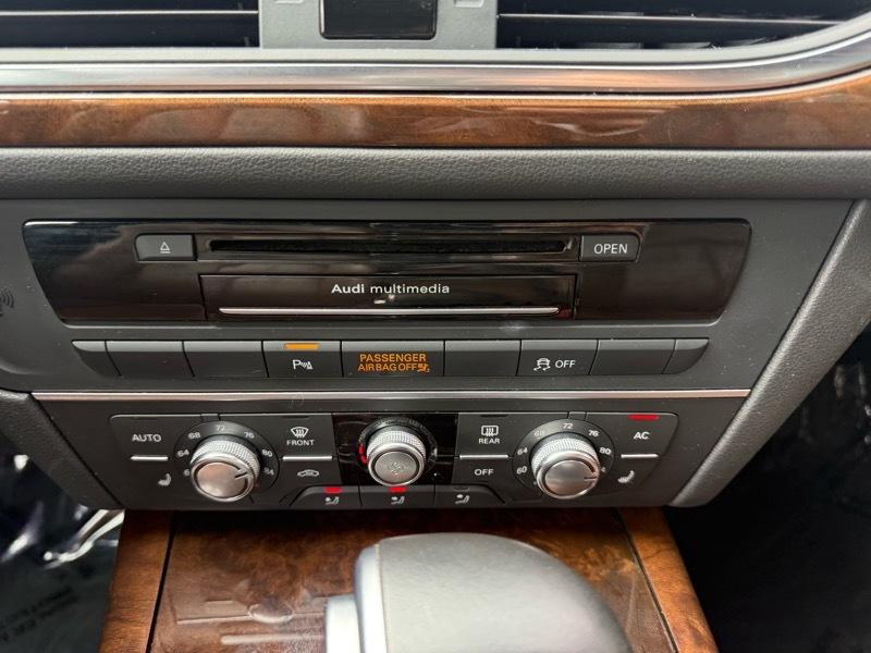 Audi A6 3.0T quattro Tiptronic 2012