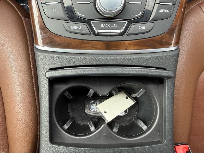 Audi A6 3.0T quattro Tiptronic 2012