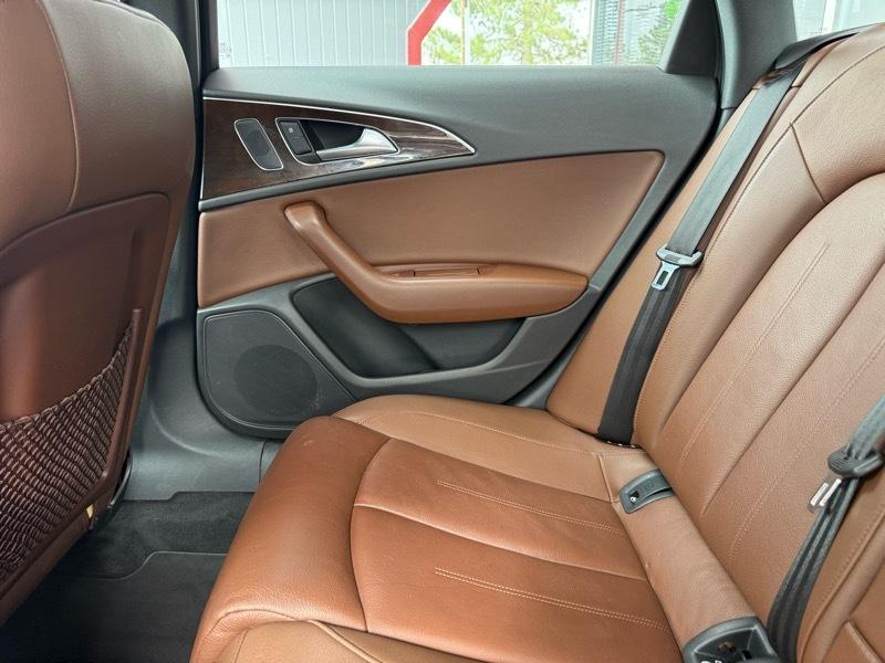 Audi A6 3.0T quattro Tiptronic 2012