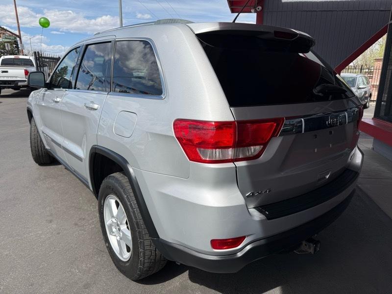 Jeep Grand Cherokee Laredo 4WD 2012