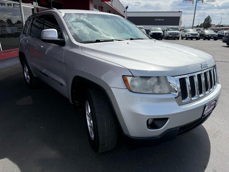 Jeep Grand Cherokee Laredo 4WD 2012