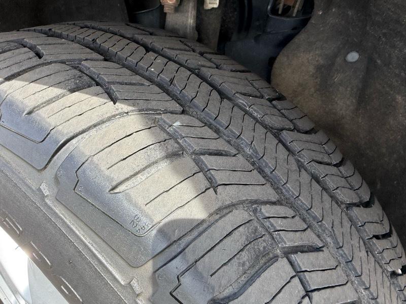 Jeep Grand Cherokee Laredo 4WD 2012