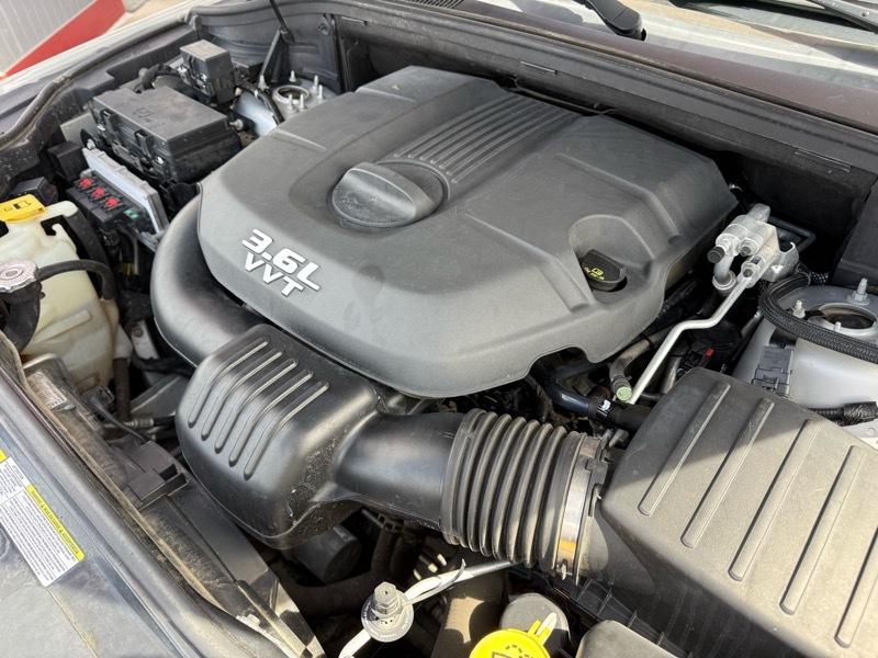 Jeep Grand Cherokee Laredo 4WD 2012