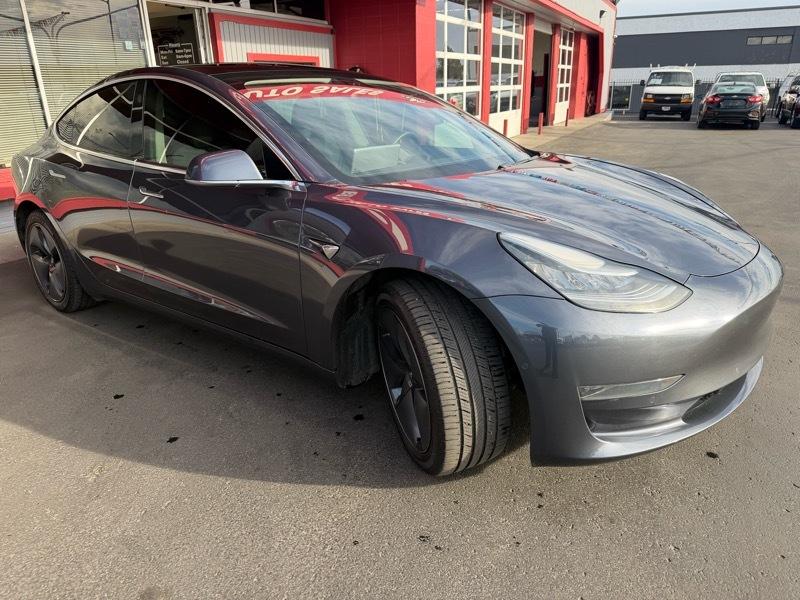 Tesla Model 3 Standard Range Plus 2020