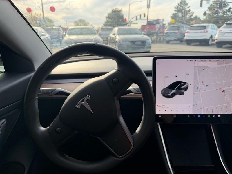 Tesla Model 3 Standard Range Plus 2020