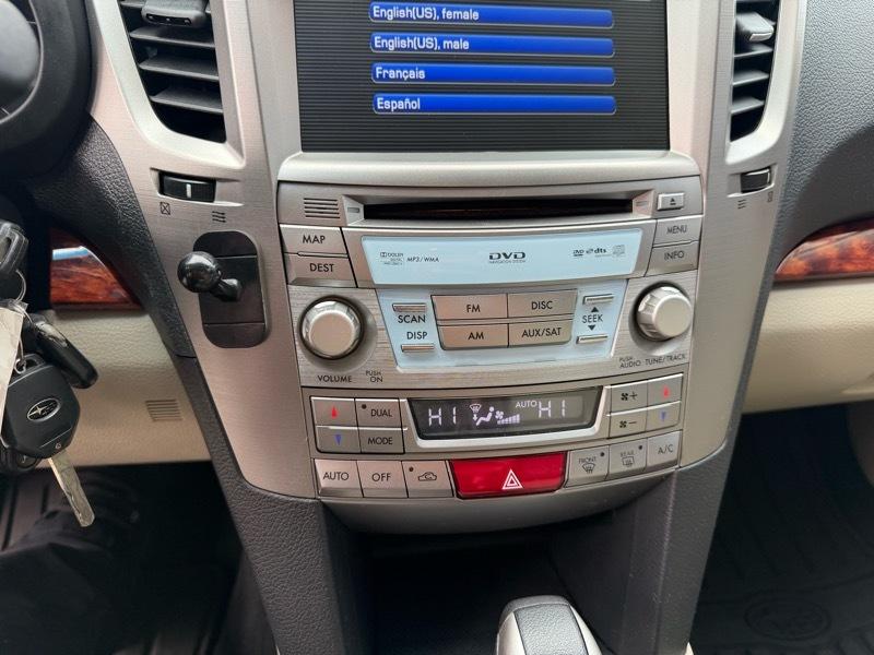 Subaru Outback 2.5i Limited 2011