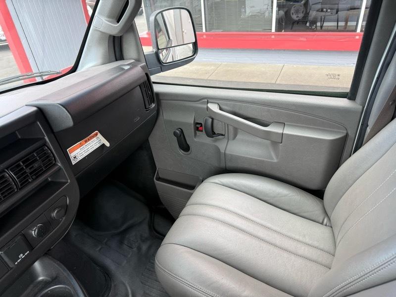 GMC Savana G3500 139 in 2019