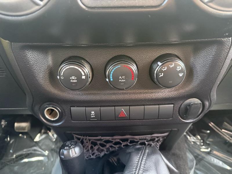 Jeep Wrangler Unlimited Sport 4WD 2014